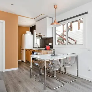 Cozy&new With Terrace , L'Hospitalet de Llobregat Espagne